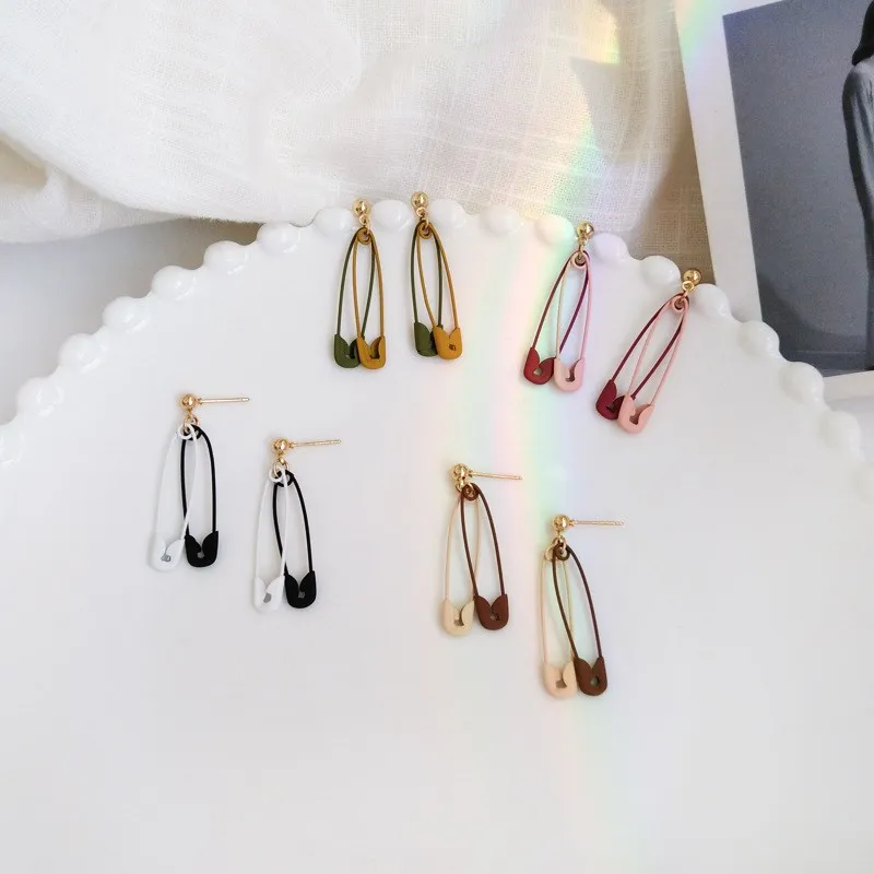 Модные Цвет Фул английская булавка серьги-гвоздики геометрической формы креативные милые Карамельный цвет серьги Для женщин забавные вечерние уникальный подарок