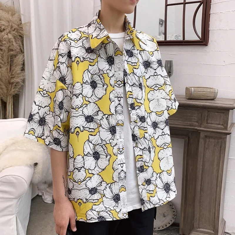 

Summer New Flower dress Shirt Men Fashion Casual Hawaiian Man Streetwear Hip Hop Loose Trend Wild Short-sleeved top Male Sale