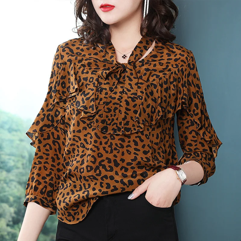 

Spring and summer new arrival women's fashion blouse v-neck ruffled leopard printing mulberry silk shirt female T5919C