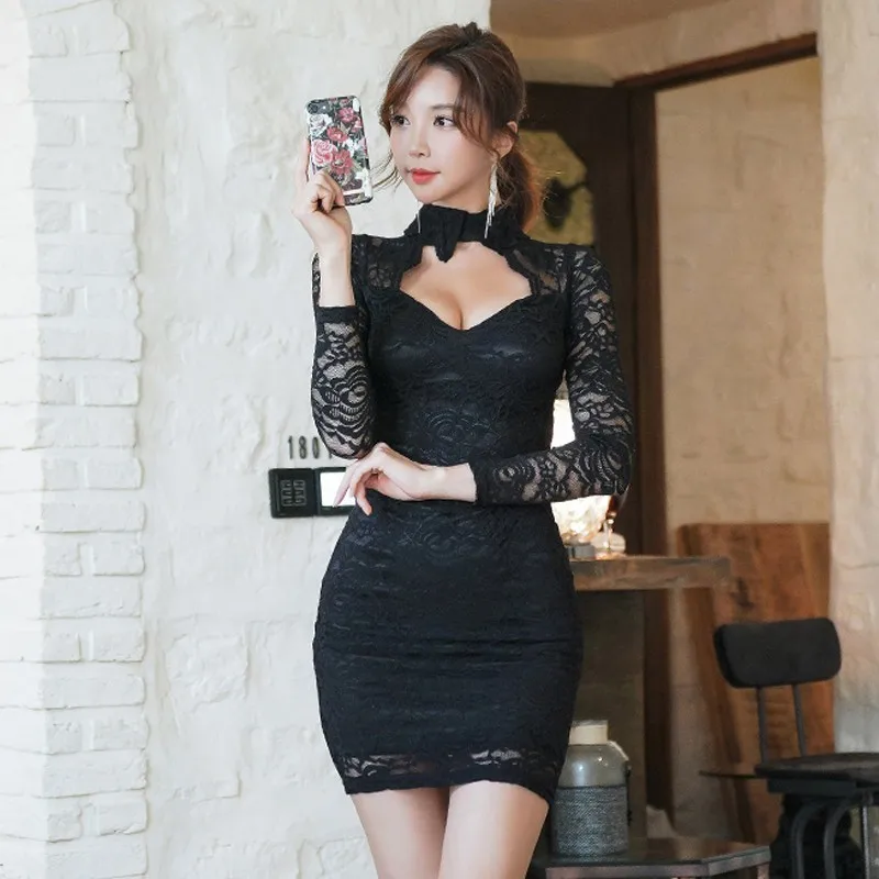 

Sexy Women Black Lace Bodycon Dress 2019 New O Neck Long Sleeve Hollow Out Club Vestidos Night Out Party Short Pencil Dresses