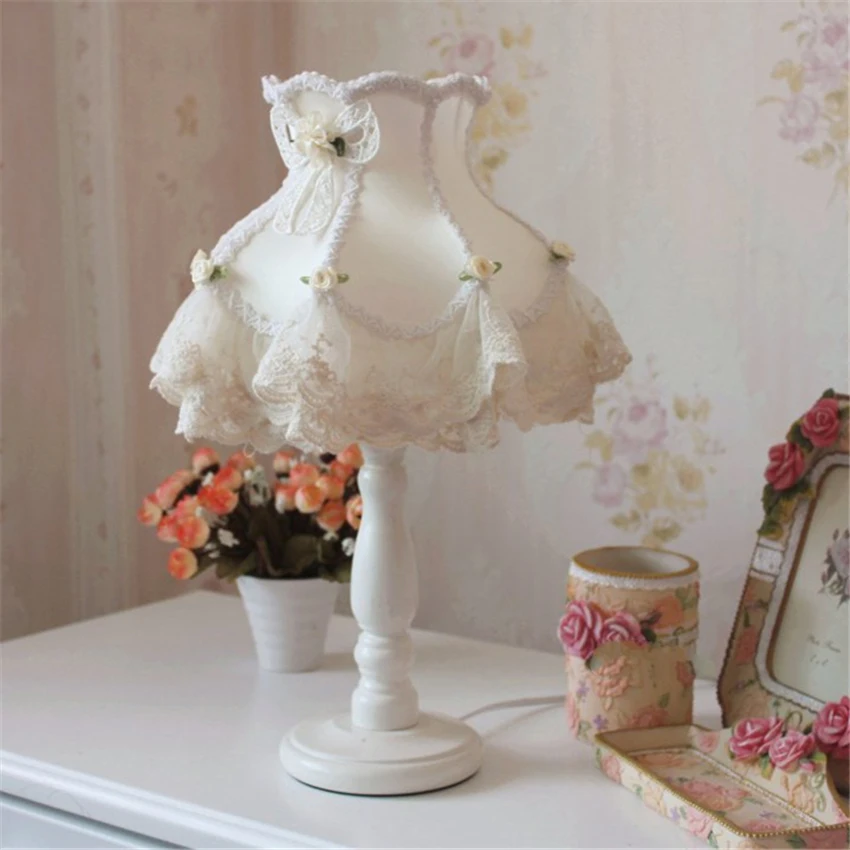 

Modern Lace Fabric LED Table Lamps Led Desk Lights Living Room Bedroom Bedside Lamp Princess Room Home Lighting Fixtures