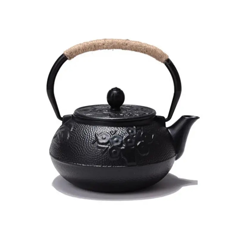 

600ml Plum Bamboo Pattern Teapot Cast Iron Tea Pot With Handle Uncoated Mini Iron Steel Teapot For Coffee Shop