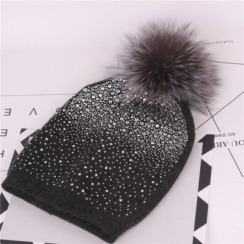 

Women Knitted Hat with Fox Fur PomPom Autumn Winter Knitted Beanies Cap Cats for Girls HK01