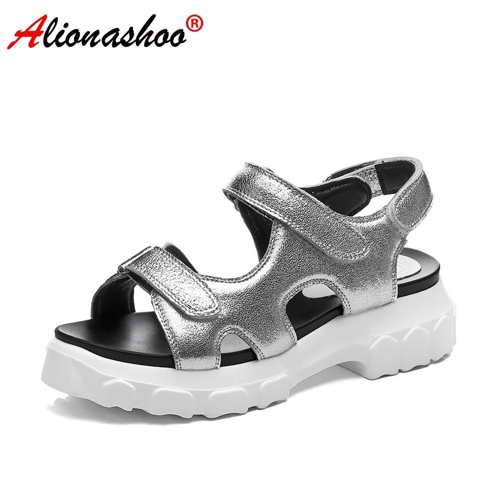 

Women Gladiator Sandals Shoes Genuine Leather Hollow Out Flat Sandals Ladies Casual Soft Bottom Summer Shoes Women Beach Sandals