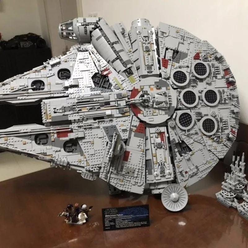 

Lepin 8445pcs Star Wars Series Block Ultimate Millenaries Falcon Flagship Building Block Toys Assembling Spelling Insert 05132
