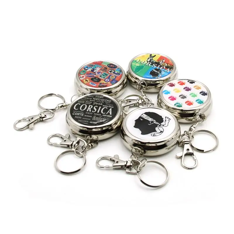 

1pc Round Tinplate Portable Ashtray Keychain Epoxy Pocket Mini Innovative Personalized Strange Gray Ashtray Random color