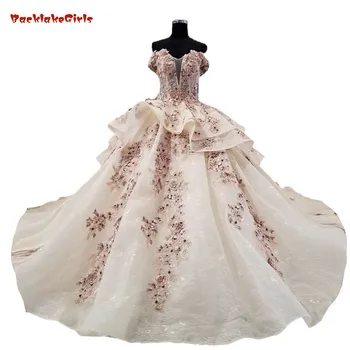 

2018 New Arrival Champagne Vintage Wedding Dresses Sleeveless Lace V-neck Cathedral Train Princess Bridal Gowns Vestido De Noiva