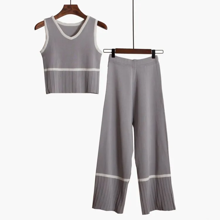 

Women Tank Tops Knitted Wide Leg Pants England Style Women Clothing Casual V Neck Tank Vest Tops Vintage Pant Suits Striped Vest