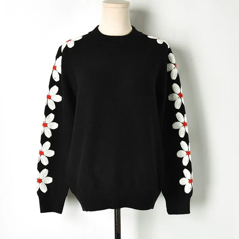 

2018 Winter Elegant Women Floral Black Sweaters Pullovers Runway Designer Long Sleeve Female Knitted Jumper Tops Clothing