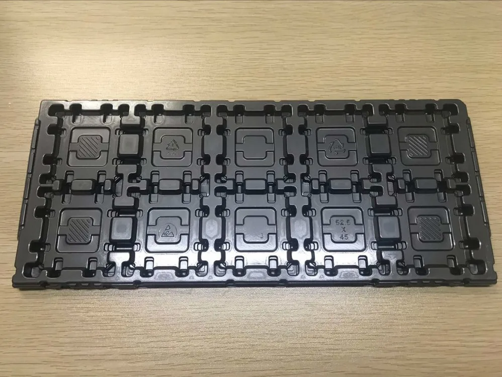CPU Tray CPU Packing Case /1366 Plastic Box Bracket 2011 Needle The Server Cpu 52.5 * 45