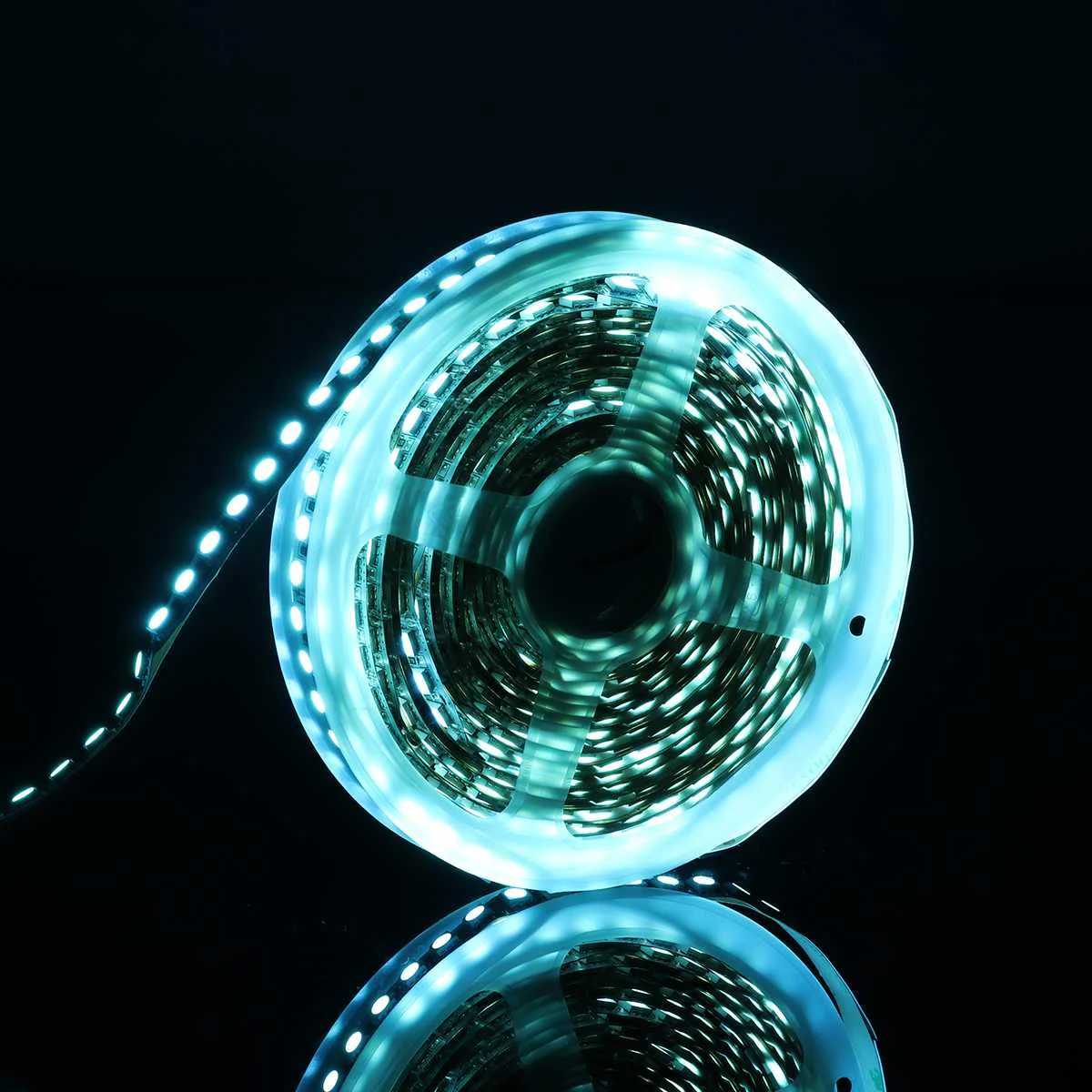 

5M 140W Noble Ice Blue LED Strip Light Super Bright 5050smd 600Led Bar Light Strip Light Non-waterproof FPC Material DC12V