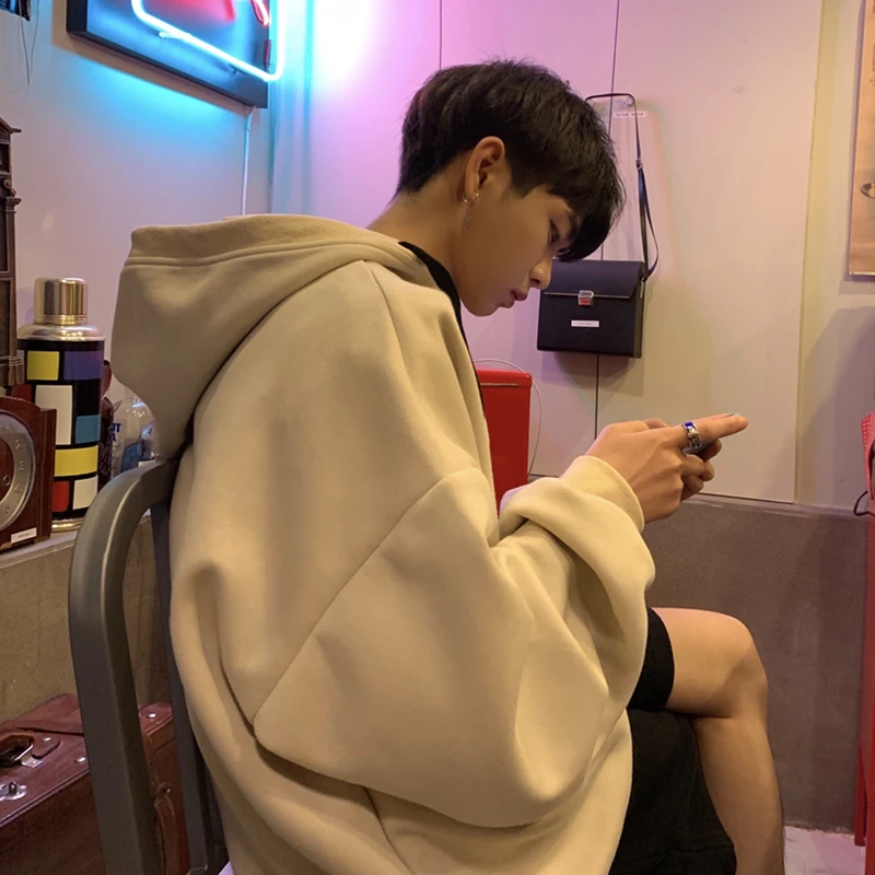 

2019 Spring And Summer New Hot Korean Version Of The Student Fashion Couple Trend Casual Print Hooded Pullover Hoodies Rushed
