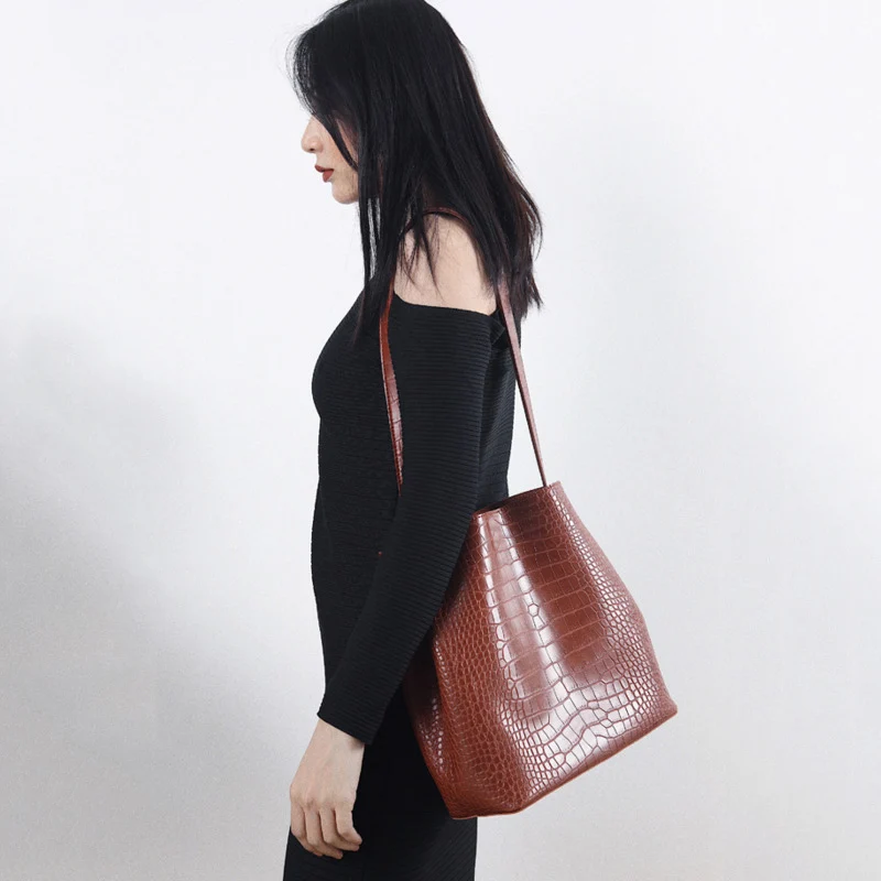 

[Super Seabob] 2019 Spring Summer Woman New Brown Color Single Strap Alligator Pattern PU Leather Bucket Shoulder Bag LM070