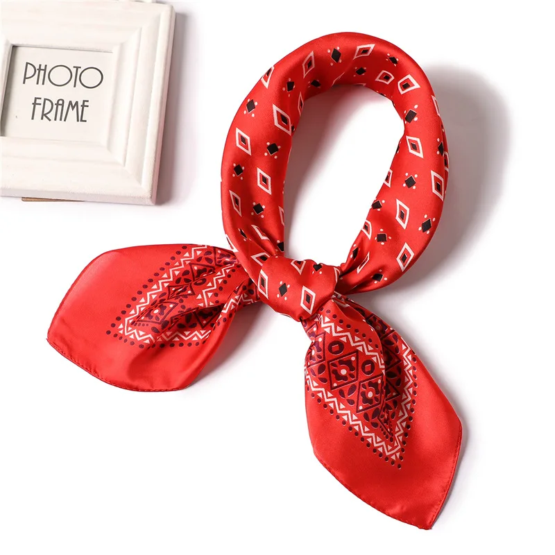 2019 New Women's Silk Scarf Square Classic Shawls Wraps Fashion Print Small Office Scarf Hair Scarf Hijabs Scarf Foulard Bandana