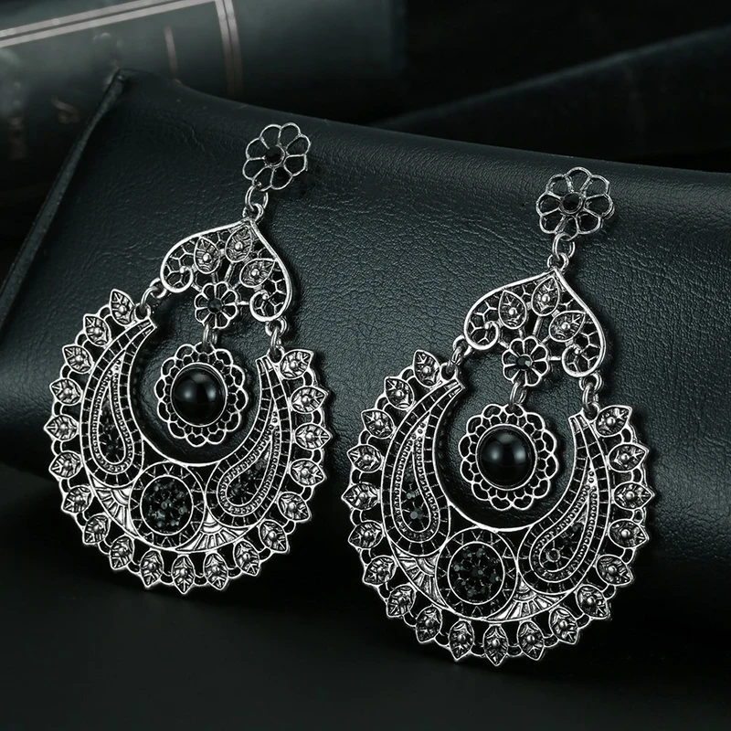 

Indian Tribal Earring Ethnic Gypsy Openwork Flower Rhinestone Big Earrings For Women Boho Vintage Earring Brincos