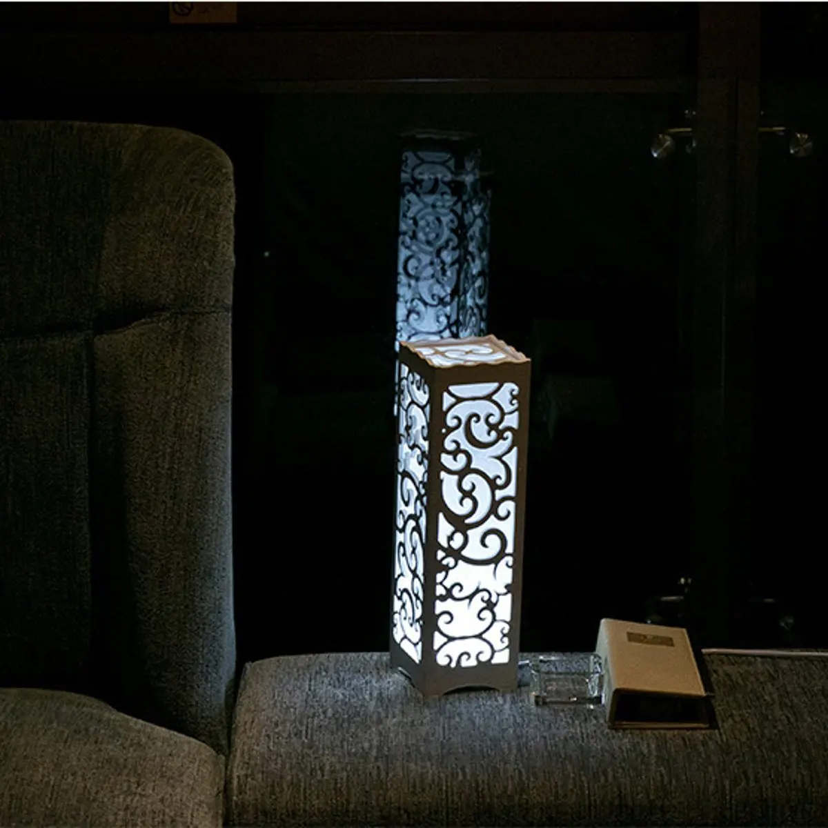  Electric Modern LED Table Lamp Classic Wooden Desk Bedside Lighting Openwork Carved Study Bedroom D - 32967555505