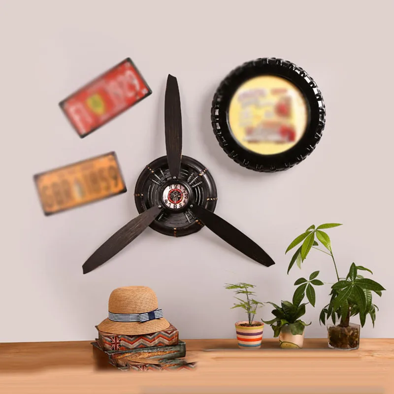 

3 color Industrial Air Plane Propeller Metal Wall Clock Mute And HD Display Aeroplane Retro Ornament Decor