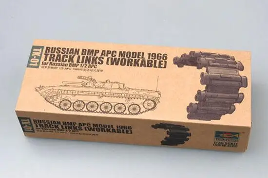 Trumpeter 02031 1/35 Russian BMP APC Model 1966 Tarck Links assembly model