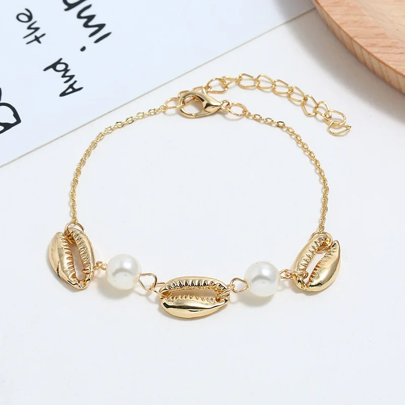 

Gold Color Shell Charm Bracelet for Women Imitation Pearls Bead Bracelet Bohemia Cowrie Chain Bracelets