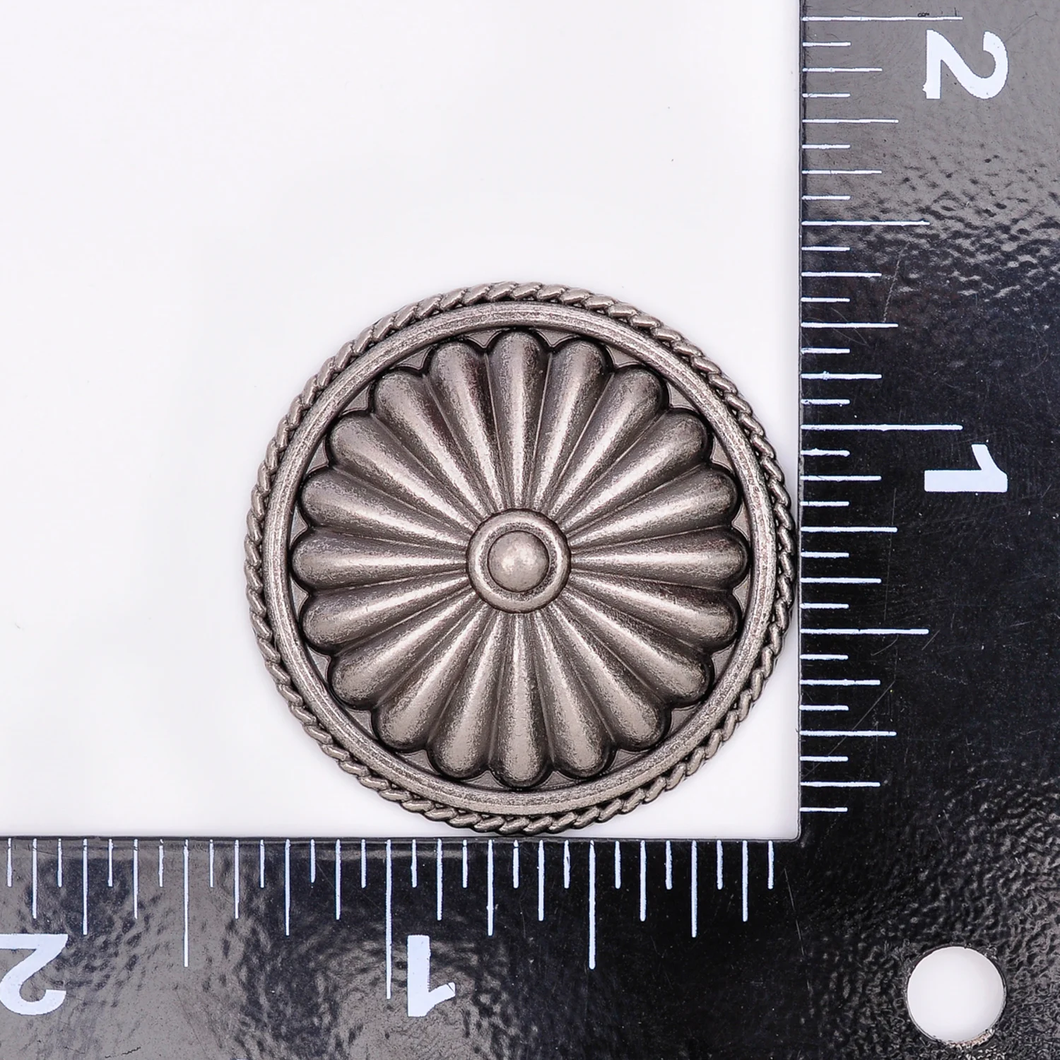 10PCS 3.5 CM ANTIQUE SILVER ROUND ROPE FLORAL SADDLE RIVETBACK CONCHOS FOR CRAFT