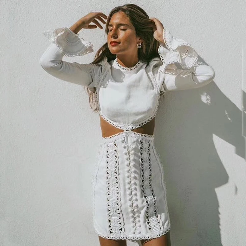 

2019 New Arrival Lace Holliw Out Exposed Waist Flare Sleeve Sexy Woman Mini Dress Party Club Elegant Short Dress Vestidos