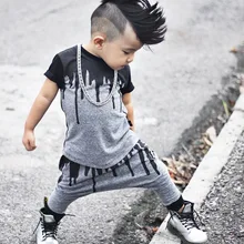 Комплект из 2 предметов, футболка с короткими рукавами Топ и штаны для маленьких мальчиков, летняя одежда