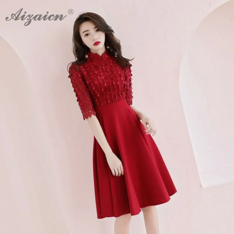 

Red Elegant Bridal Qipao Short Cheongsams Traditional Chinese Wedding Dress Girls Cheongsam Modern Bridesmaid Dresses Evening