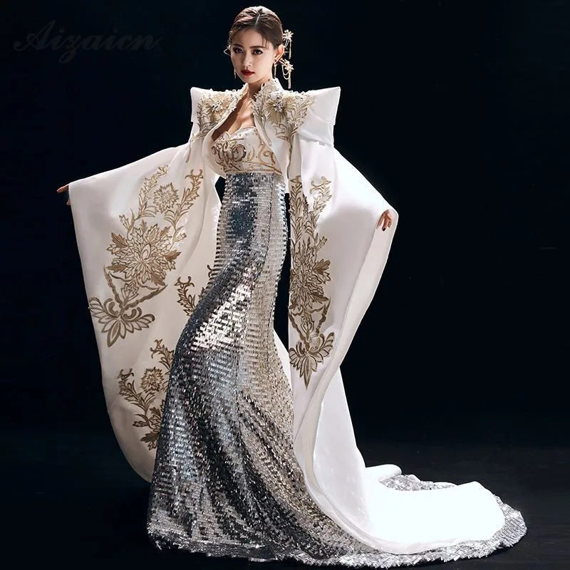Новая вышивка Cheongsam Длинные вечерние платья для женщин Китайская традиционная одежда Qipao Королевский синий роскошный модный показ