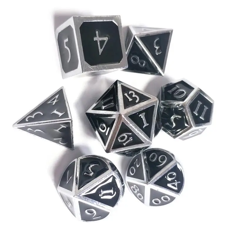 

New 7pcs/set 8 Colors Polygon Magic Dice New Font Dungeons & Dragons Creative RPG Dice D&D Metal Dungeons Dice Set Wholesale
