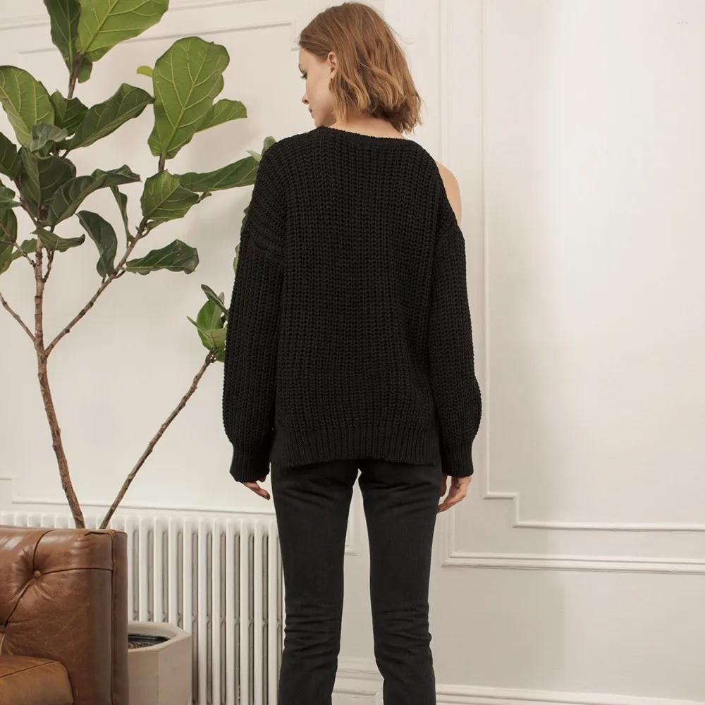 HDY Haoduoyi Simplicity Pure Black Color Exposed Shoulder O-neck Lantern Long Sleeves Easy Sweater New Arrival HDY Haoduoyi Simplicity Pure Black Color Exposed Shoulder O-neck Lantern Long Sleeves Easy Sweater New Arrival