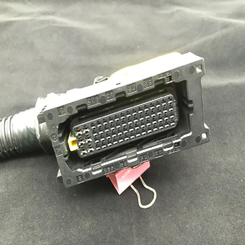 

62Pin DCU Computer Board of Urea Pump Plug Connector For Bosch