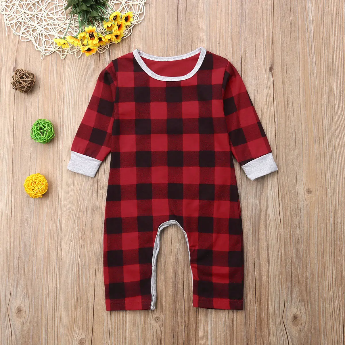

Christmas Newborn Baby Boys Girl Checks Plaid Santa Romper Outfit