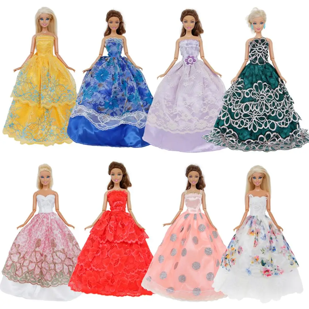 1 x Random Handmade Lace Wedding Dress Evening Party Ball Gown Dollhouse Accessories Princess Clothes for Barbie Doll Lot Style