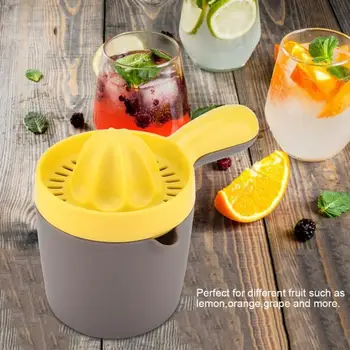 

Household Orange Juicer Portable Natural Straw Material Lemon Juice Press Squeezer Fruits Squeezer Citrus Juicer Fruit Reamers