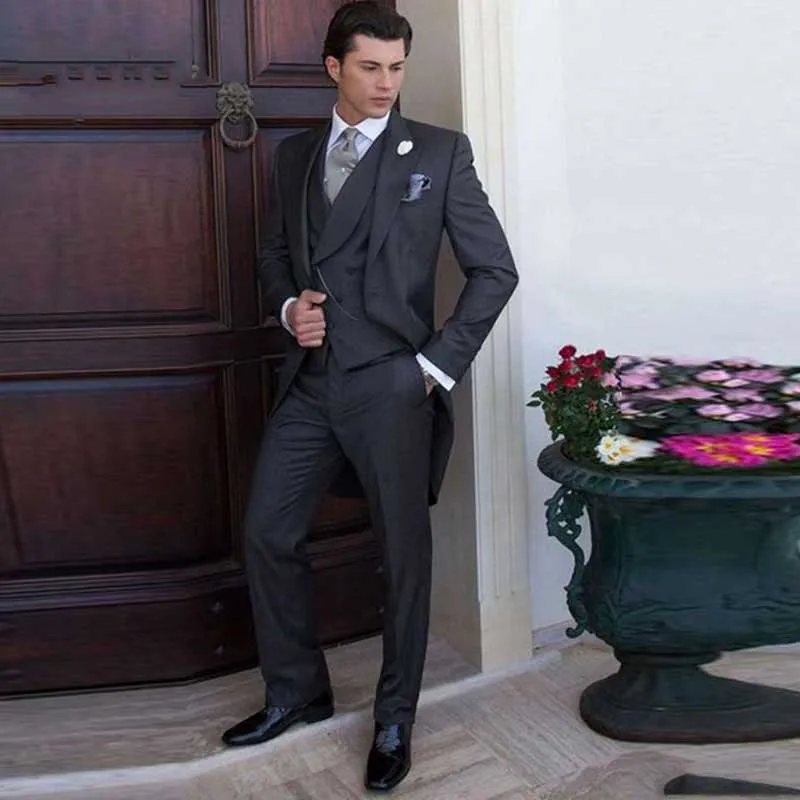 

Vintage Italian Tailcoat Grey Mens Wedding Suits Groomsmen Suit 3Piece Slim Fit Best Man Blazers Jacket Groom Tuxedos Costume
