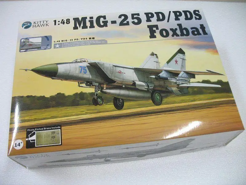 Котенок ястреб 80119 1/48 MIG 25 P/PD Foxbat в сборе модель новая|Наборы для сборки моделей| |