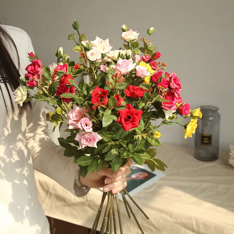

Rose Artificial Flowers Manufacturer Home Decoration Wedding Holding Flowers Road Lead Decal Wall Plant Wall Artificial Flowers