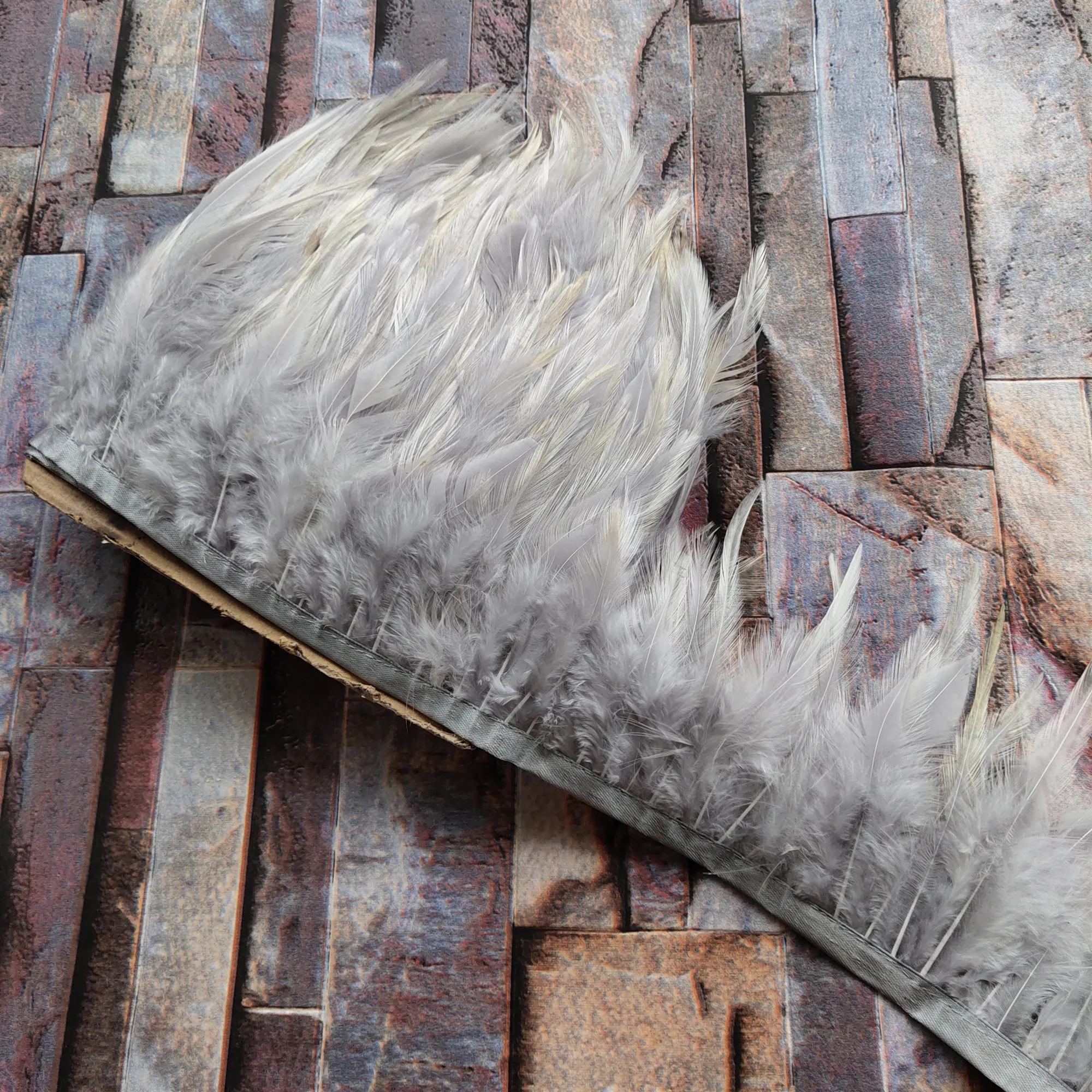 

New 1Meters Beautiful Wholesale 8-12 cm long Gray natural cock feathers ribbon For wedding party dress decoration accessories