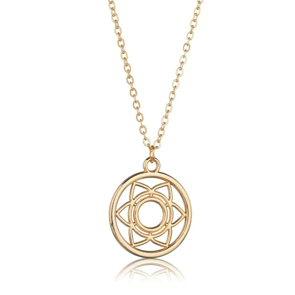 

Women Custom Hollow Round Necklace&Pendant Hand Made Long Necklace For Women Trendy Flower Pattern Party Necklace