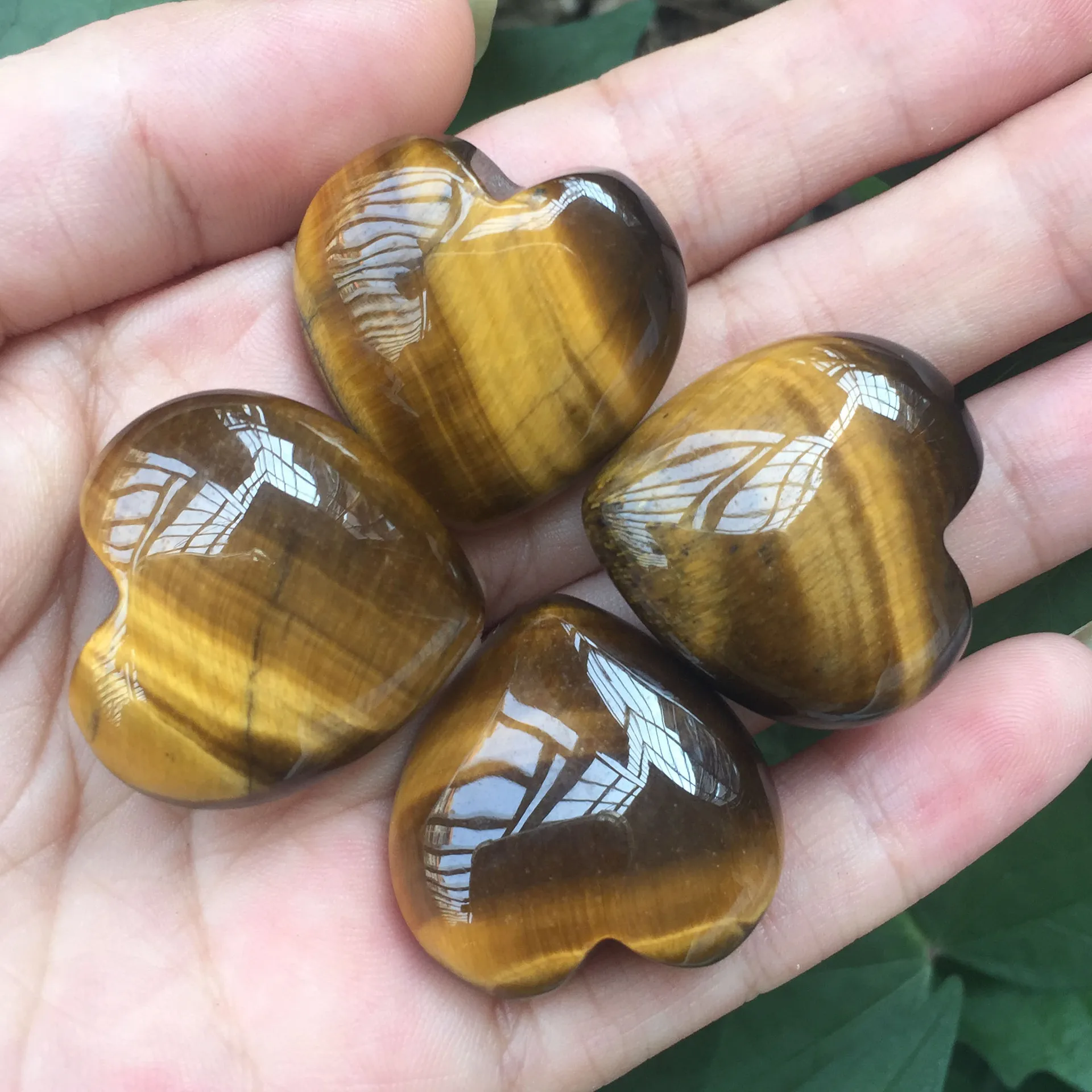 

Natural tiger eye stone original heart-shaped semi-precious stone pendant semi-finished pendant natural stones and minerals
