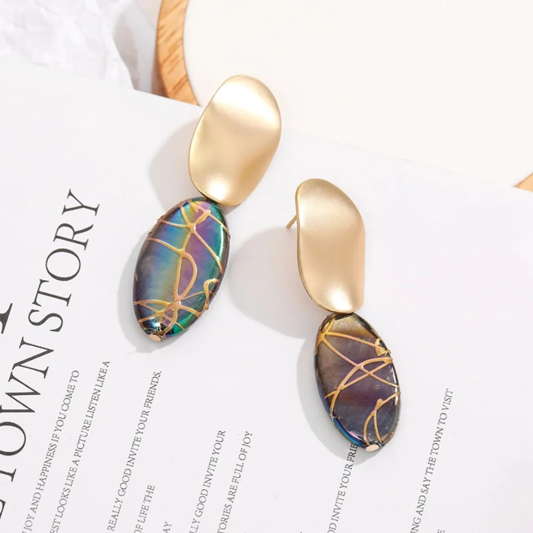 

Simple Punk Gold Color Oval Metal Stud Earring Trendy Sea Shell Smooth Geometric Earring Shellhard Women Fashion Jewelry