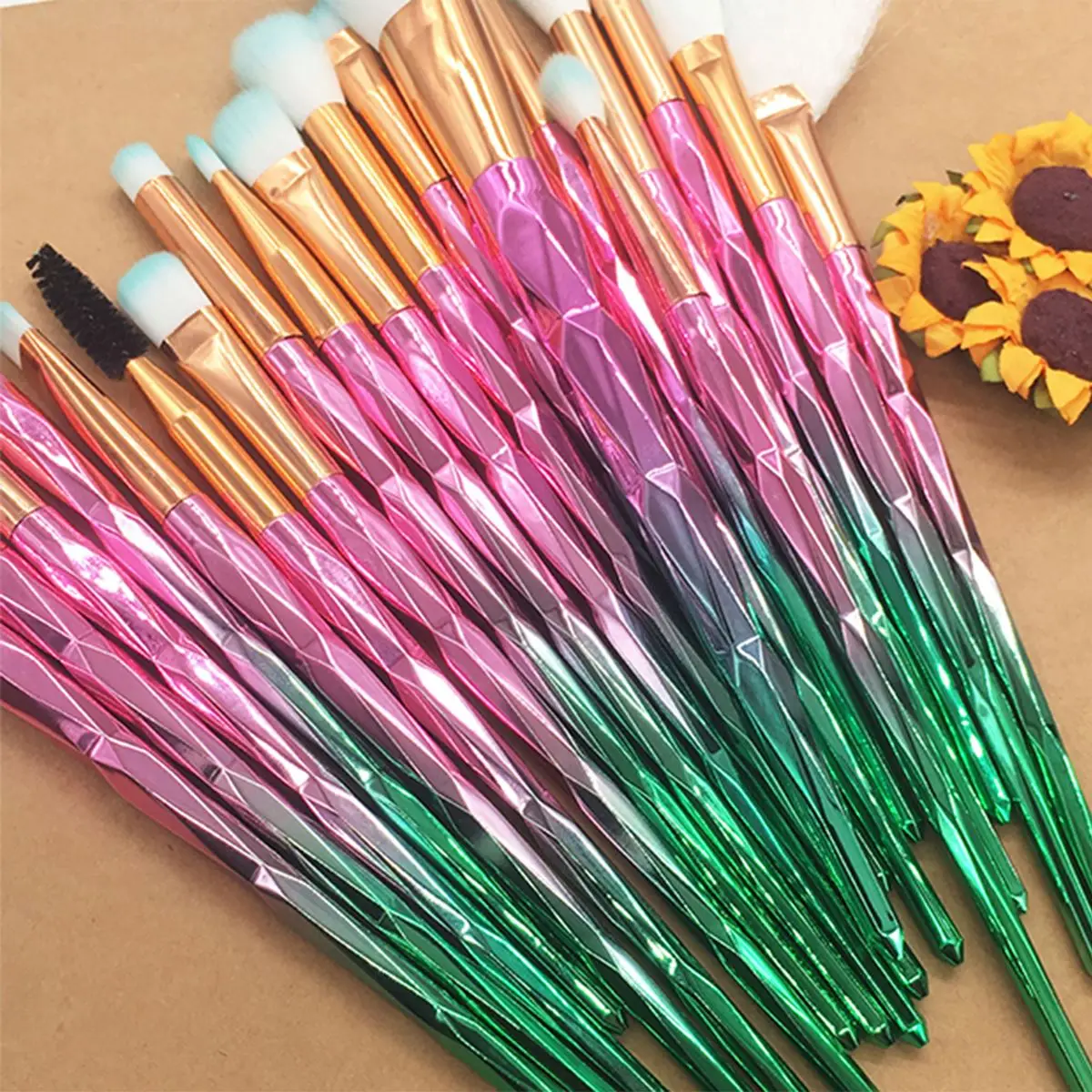 

20PCS Makeup different Brushes Set Face Makeup Tools Kit Makeup beginner essentials Eyelash Eye Shadow Blending Lip Brush