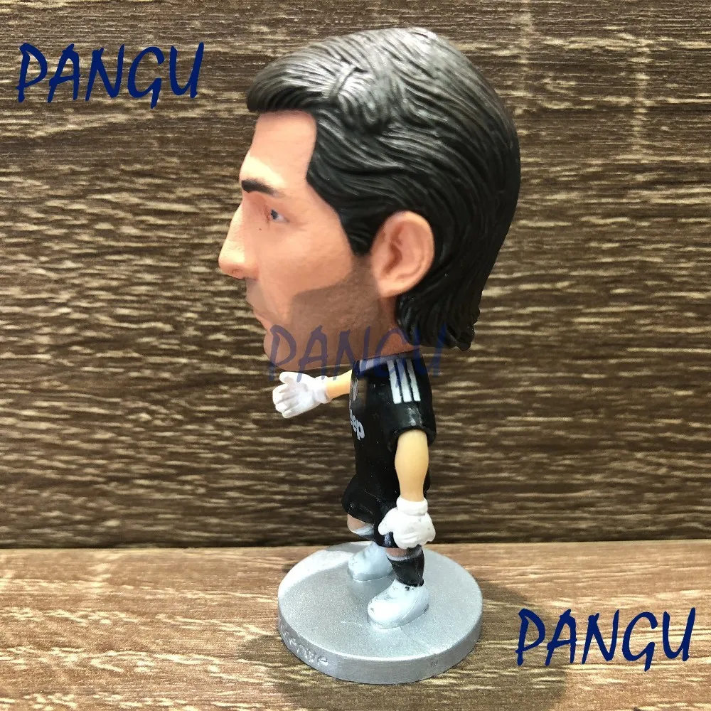 Soccerwe dolls figurine Sports stars Buffon #1 2017-2018  Movable joints resin model toy action figure collectible gift