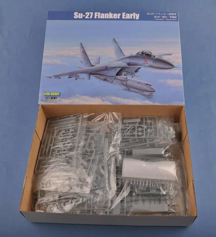 Hobbyboss 1/48 81712 Su-27 Фланкер ранний