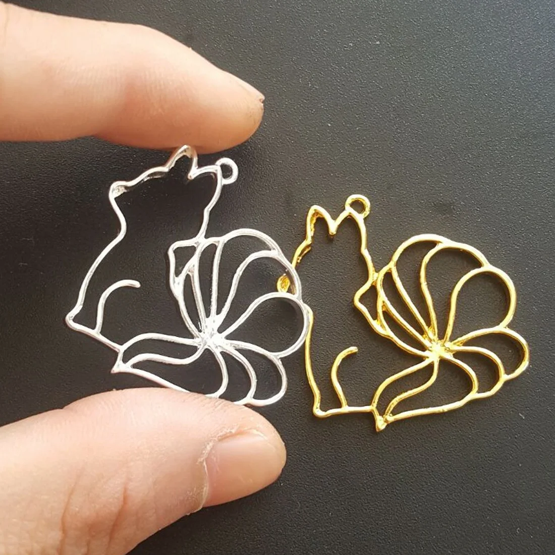 

1 pcs/lot Cat moon swan shape Metal Frame Pendant Gold Charm Bezel Setting Cabochon Setting UV Resin Epoxy Resin Charm