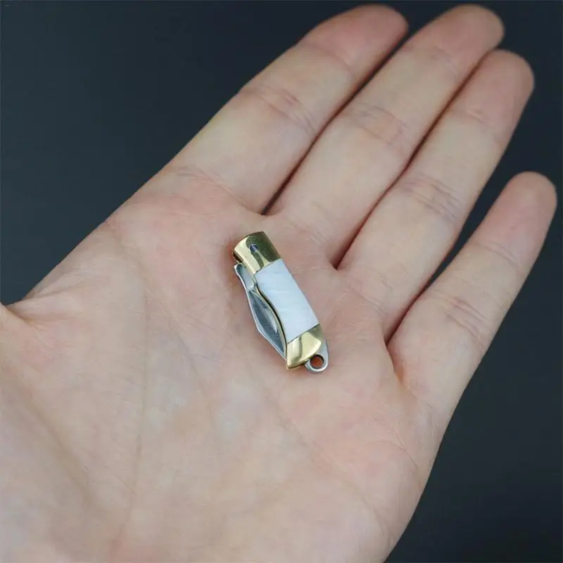 مصغرة محفظة جيب المفاتيح سكاكين بقاء جميلة قلادة من الصدف للطي شفرة سكين EDC أداة القاطع مقشرة هدية الكريسماس