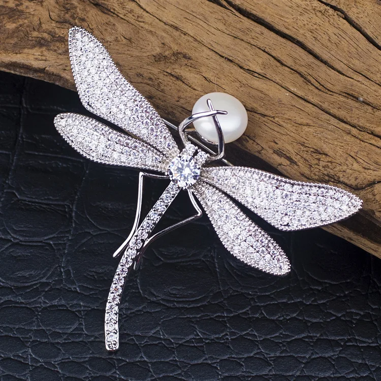 

Natural Pearl Micro Zirconium Stone Creative Dragonfly Brooch Brooch Woman Silk Scarf Buckle Accessories