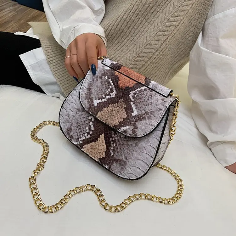 Crossbody حقيبة للنساء الأزياء الأفعى الجلد بو الجلود حقائب كتف الإناث سلسلة حقيبة ساعي النساء حقيبة يد حزب يوم براثن