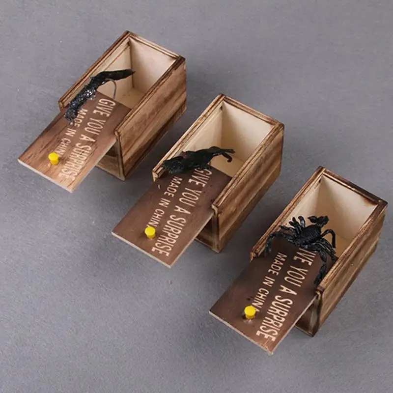 Prank Scared Box Wooden Funny Tricky Toys Practical Joke Toys Spider