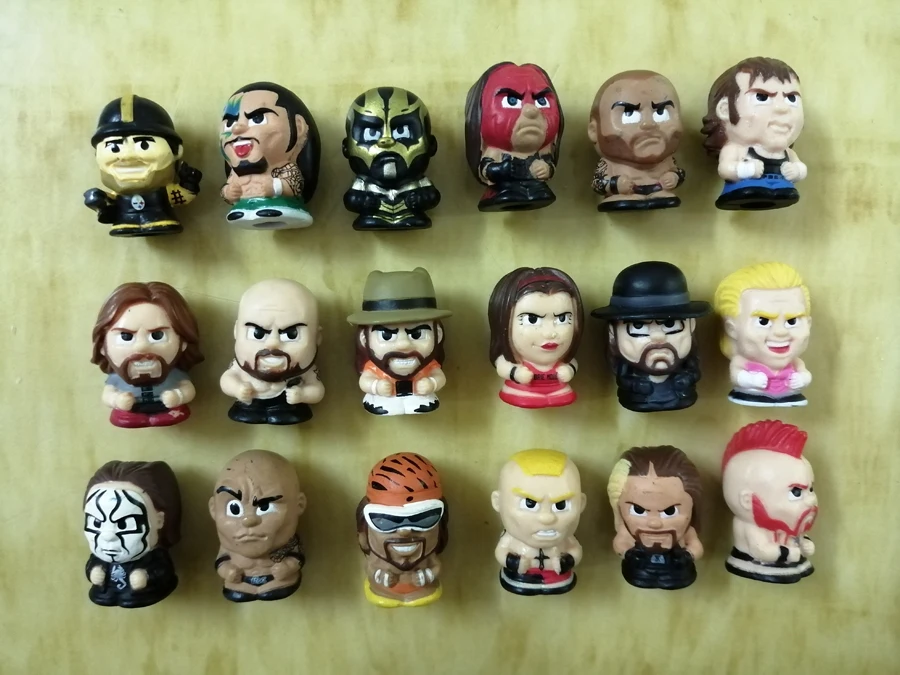 

18PCS Children Toy Sam TEENYMATES Boxer WWE Sports Star Facebook Cowboy Figure Dolls 2.5-3cm 95%new Good Condition